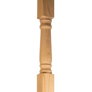 Colonial Newel Cedar - Closeup