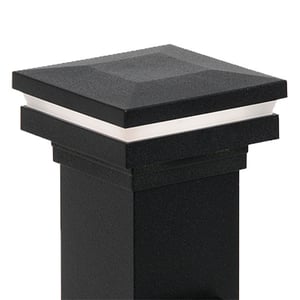 Magena Star Ornamental Post Cap Light