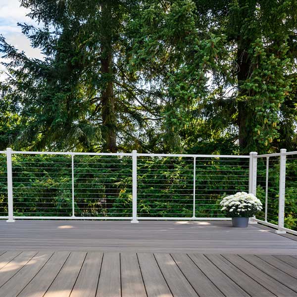 Westbury Bella Cavo C91 Horizontal Cable Rail Installed