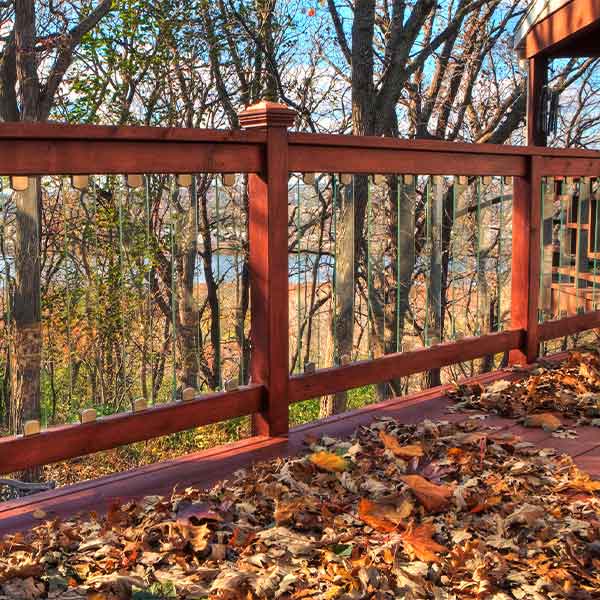 DekPro Prestige Glass Balusters In Rail